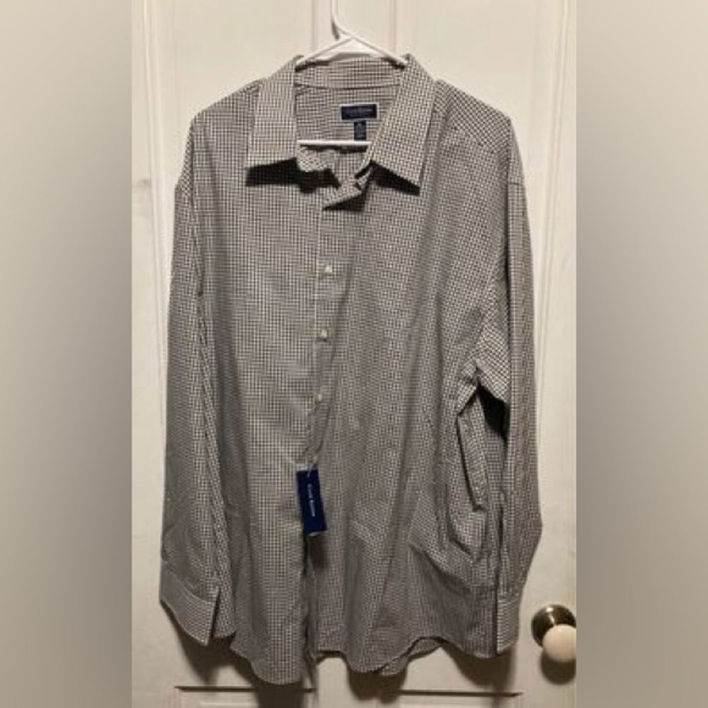 Men’s dress shirt